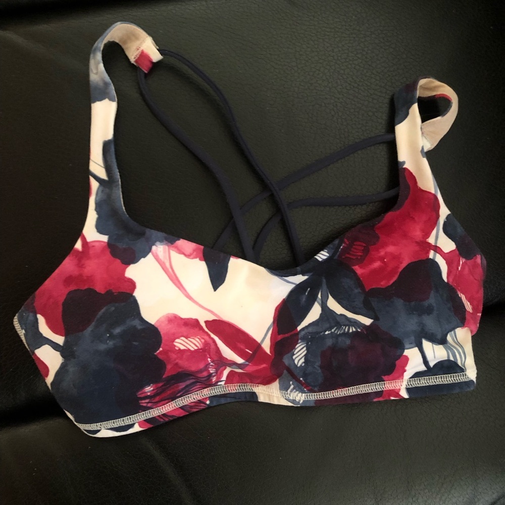 Lululemon Free to be bra Inky Floral Ghost Inkwell Bumble Berry EUC!
